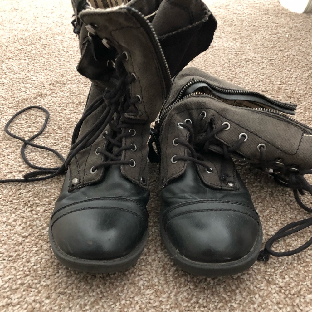 Roxy combat boots